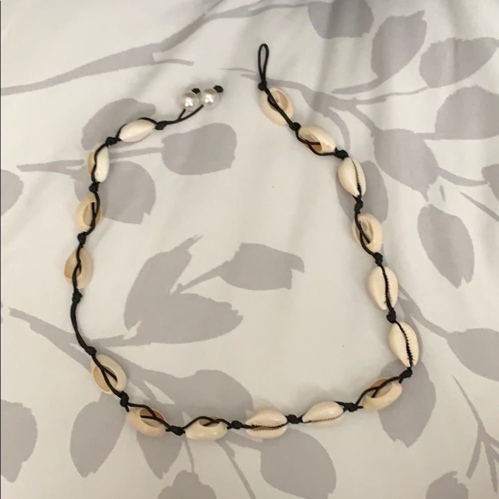shell necklace